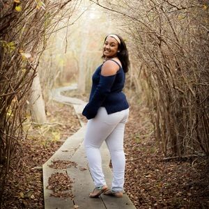 Meet your Posher, Danae